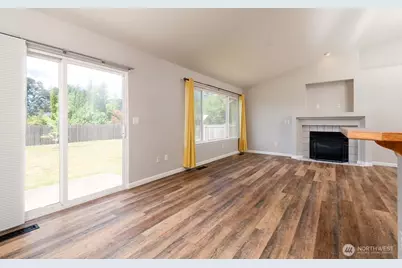16520 10th Avenue Ct E, Spanaway, WA 98387 - Photo 5