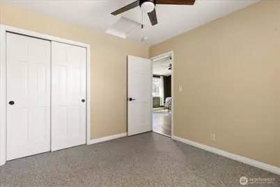 475 SE Barrington Drive #B, Oak Harbor, WA 98277 - Photo 13