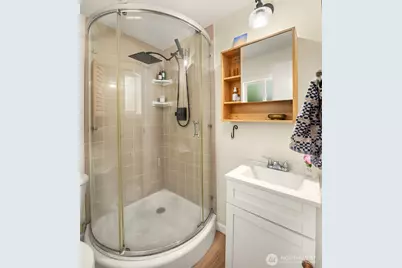 13337 25th Avenue NE, Seattle, WA 98125 - Photo 15