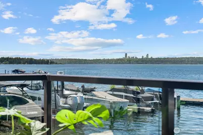 807 Lake Street S #100, Kirkland, WA 98033 - Photo 1