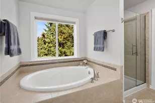 9420 185th Dr SE, Snohomish, WA 98290 - Photo 13