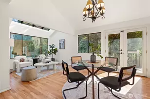 13257 SE 54th Pl, Bellevue, WA 98006 - Photo 9