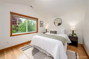 8517 Stone Ave N, Seattle, WA 98103 - Photo 13