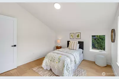 10053 8th Avenue NW, Seattle, WA 98177 - Photo 23