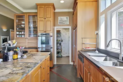 7532 Maxwelton Beach Lane, Clinton, WA 98236 - Photo 27
