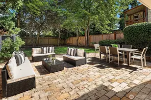 830 NE 59th St, Seattle, WA 98105 - Photo 27