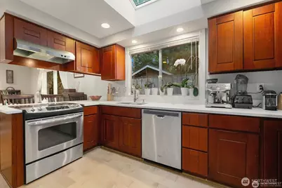 12421 NE 65th Place, Kirkland, WA 98033 - Photo 7