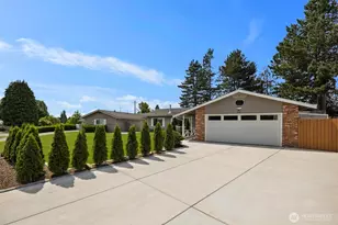 16715 116th Pl SE, Renton, WA 98058 - Photo 3