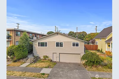 2516 Rockefeller Avenue #A, B, Everett, WA 98201 - Photo 1