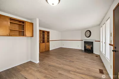 2516 Rockefeller Avenue #A, B, Everett, WA 98201 - Photo 15