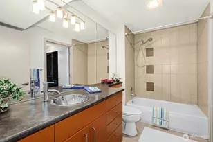 1550 Eastlake Ave E, Seattle, WA 98102 - Photo 27