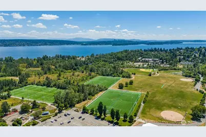 7323 NE Sand Point Way #111, Seattle, WA 98115 - Photo 25