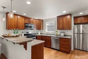 1608 NW 65th St, Seattle, WA 98117 - Photo 5