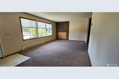 1085 Garfield Avenue, Blaine, WA 98230 - Photo 13