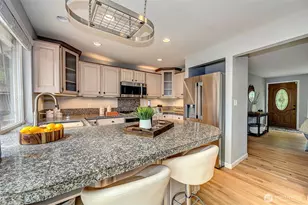 12815 98th Pl NE, Kirkland, WA 98034 - Photo 7