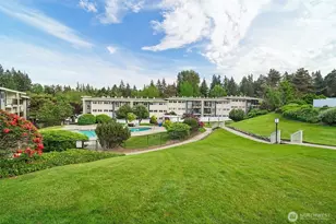 12700 NE 8th St, Bellevue, WA 98005 - Photo 19