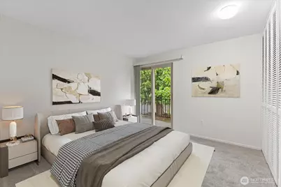 11006 NE 68th Street #819, Kirkland, WA 98033 - Photo 23