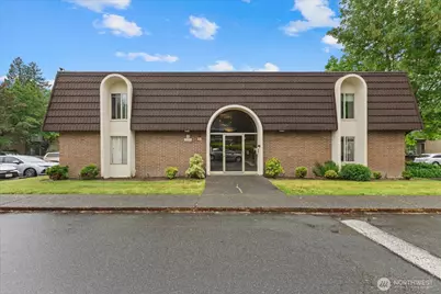11006 NE 68th Street #819, Kirkland, WA 98033 - Photo 1
