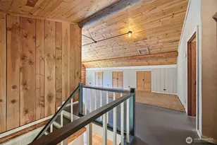 3106 30th St, Bellingham, WA 98225 - Photo 17