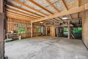 3106 30th St, Bellingham, WA 98225 - Photo 27