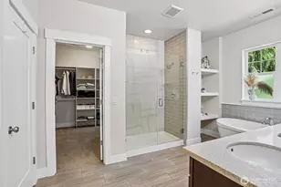 18235 NE 196th Ct, Woodinville, WA 98077 - Photo 17