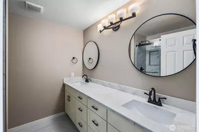 904 187th Place SW, Lynnwood, WA 98036 - Photo 23