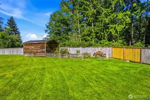 8424 96th St NE, Marysville, WA 98270 - Photo 35