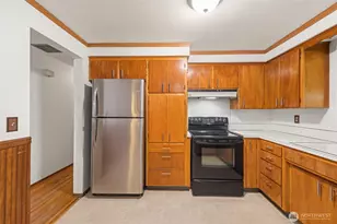 11300 SE 214th St, Kent, WA 98031 - Photo 9