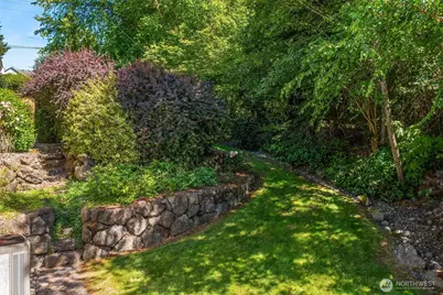 2312 NE Solar View Court, Poulsbo, WA 98370 - Photo 31