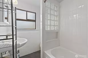 8724 16th Ave SW, Seattle, WA 98106 - Photo 15
