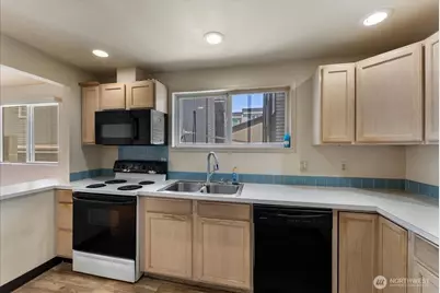 917 28th Avenue S, Seattle, WA 98144 - Photo 11