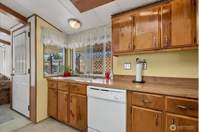 2725 E Fir Street #83, Mount Vernon, WA 98273 - Photo 9