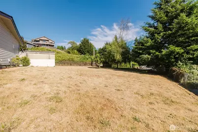 12712 1st Avenue Ct E, Tacoma, WA 98445 - Photo 37