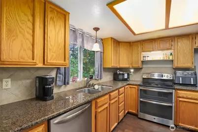 9711 Vantage Terrace Court SE, Olympia, WA 98513 - Photo 11