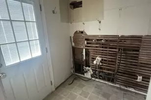 8205 S Bell St St, Tacoma, WA 98408 - Photo 5