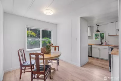 9512 315 Avenue SE #13, Issaquah, WA 98027 - Photo 5