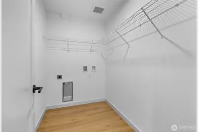 3035 A 21st Avenue W, Seattle, WA 98199 - Photo 17