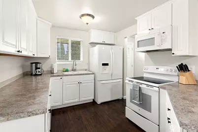 5506 64th Street NE, Marysville, WA 98270 - Photo 5