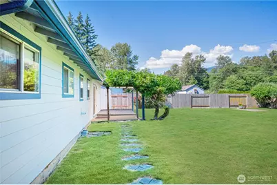 8947 Fruitdale Road, Sedro Woolley, WA 98284 - Photo 31