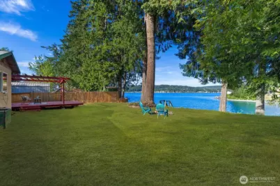 16468 Thorpe Road NE, Poulsbo, WA 98370 - Photo 3