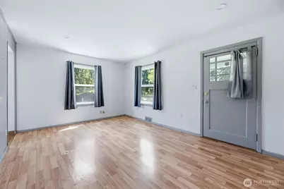 1911 E 72nd Street, Tacoma, WA 98404 - Photo 5