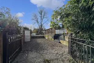 620 Stevens Ave NW, Renton, WA 98507 - Photo 25