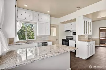 6101 Tacoma Avenue S, Tacoma, WA 98408 - Photo 7
