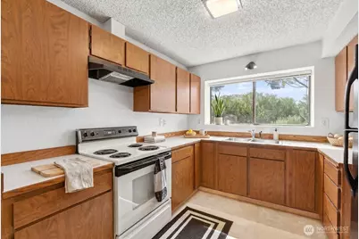 909 N James Avenue, East Wenatchee, WA 98802 - Photo 17