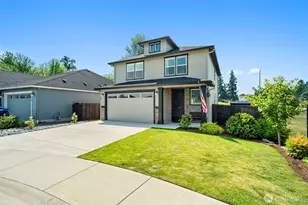923 NW 26th Wy, Battle Ground, WA 98604 - Photo 3