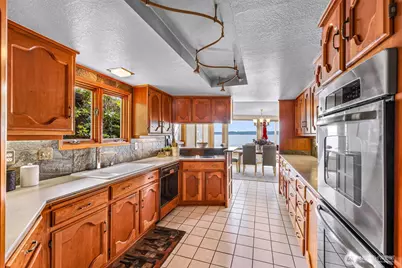 13029 Standring Lane SW, Burien, WA 98146 - Photo 11
