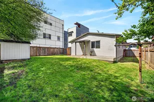 2827 SW Nevada St, Seattle, WA 98126 - Photo 9