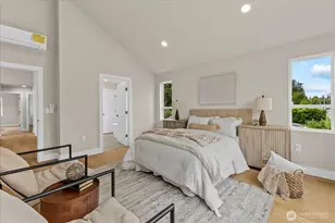 11709 Roosevelt Way NE, Seattle, WA 98125 - Photo 25