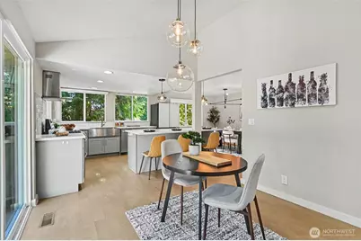 14023 SE 60th Street, Bellevue, WA 98006 - Photo 19