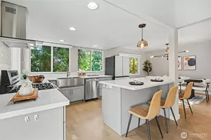 14023 SE 60th St, Bellevue, WA 98006 - Photo 11